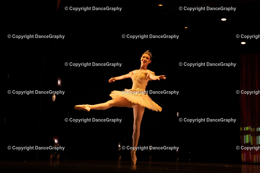 GPHY5812 | DanceGraphy - Realisiert mit Pictrs.com