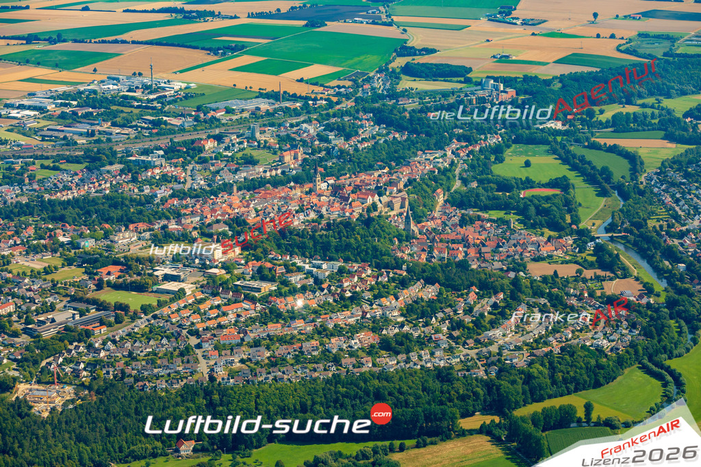 Luftaufnahme der Stadt Warburg - Die Luftaufnahme wurde 2025 vom UL-Flugzeug heraus erstellt ( keine Drohne ) - Hochauflösende Luftaufnahme - für professionelle Ausdrucke geeignet. Die Geschenkidee !Hier alle&nbsp;Infos zur Lizenzierung der LuftaufnahmeWir fliegen auch dieses Jahr wieder in Ihre Region um Luftbilder zu erstellen.- Luftbild anfragen