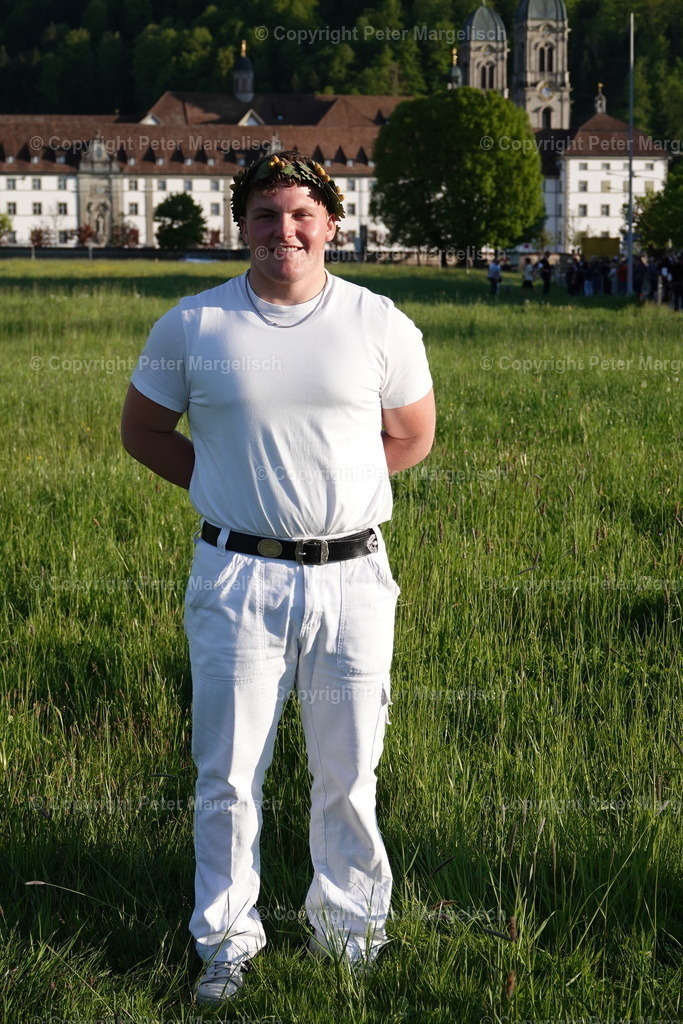 DSC01103 | Schwingen - Realisiert mit Pictrs.com