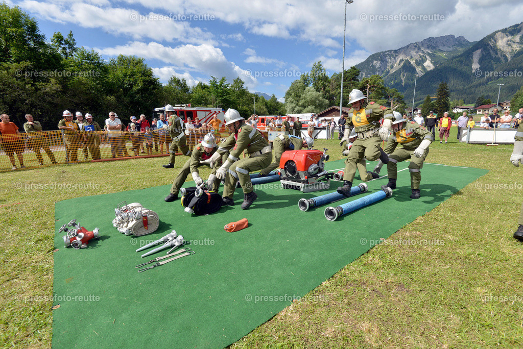 news-2022-Juli09-FF-Nassleistungsbewerb-Hoefen-nik-WTV_3435 | Info aus dem Bezirk Reutte/Ausserfern Tirol sowie eine umfangreiche Bilddatenbank über die gesamte Region: Lechtal, Talkessel Reutte, Tannheimertal, Zwischentoren. Lech, Plansee, Zugspitze, Grenztunnel, B179, Fernpassstraße, Verkehr, Lawinen, Tradition, - Realisiert mit Pictrs.com
