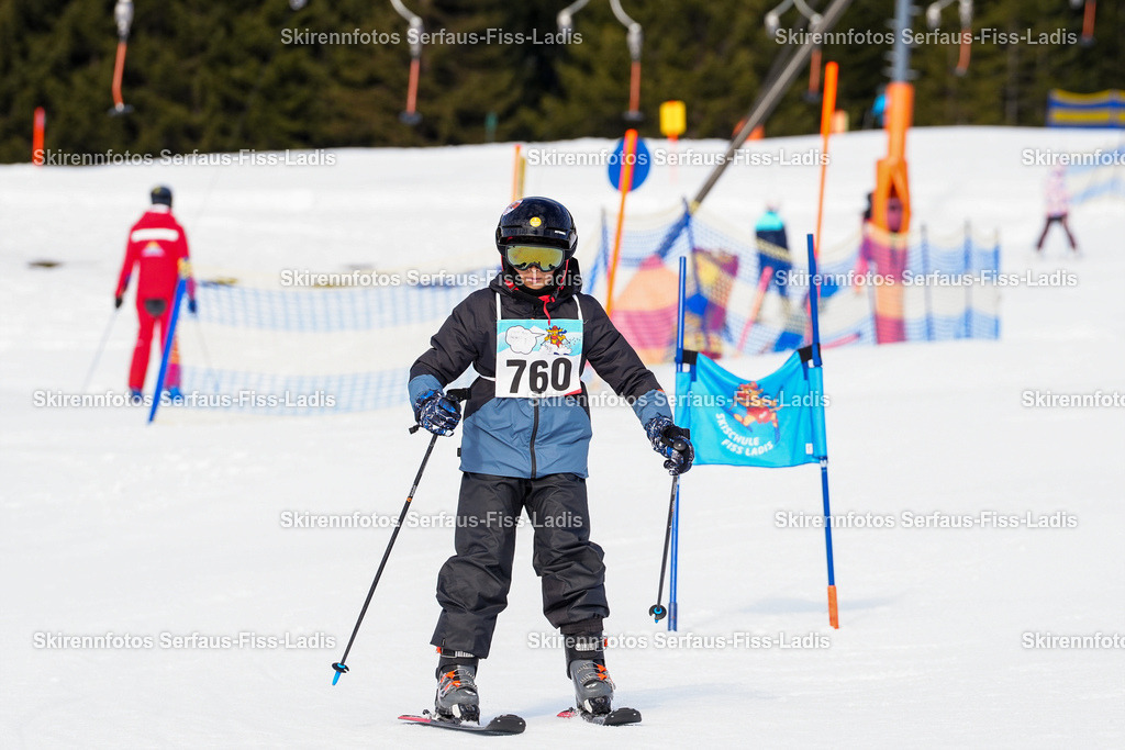 SRF_19.12.2025 0109 | SRF_19.12.2025 0109 - Realisiert mit Pictrs.com