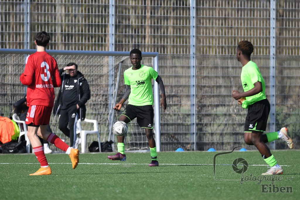 JFV Edewecht-TSV Bemerode U15 | C-Jugend Niedersachsenliga; JFV Edewecht (grün)-TSV Bemerode U15 (rot) am 09.03.2024; in Edewecht (Sportpark Göhlenweg), Photo: Philip Eiben 2024 - Realisiert mit Pictrs.com