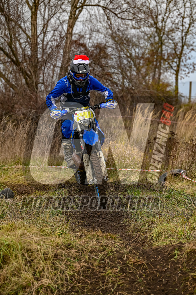 NZ8_0485 | grenznic640