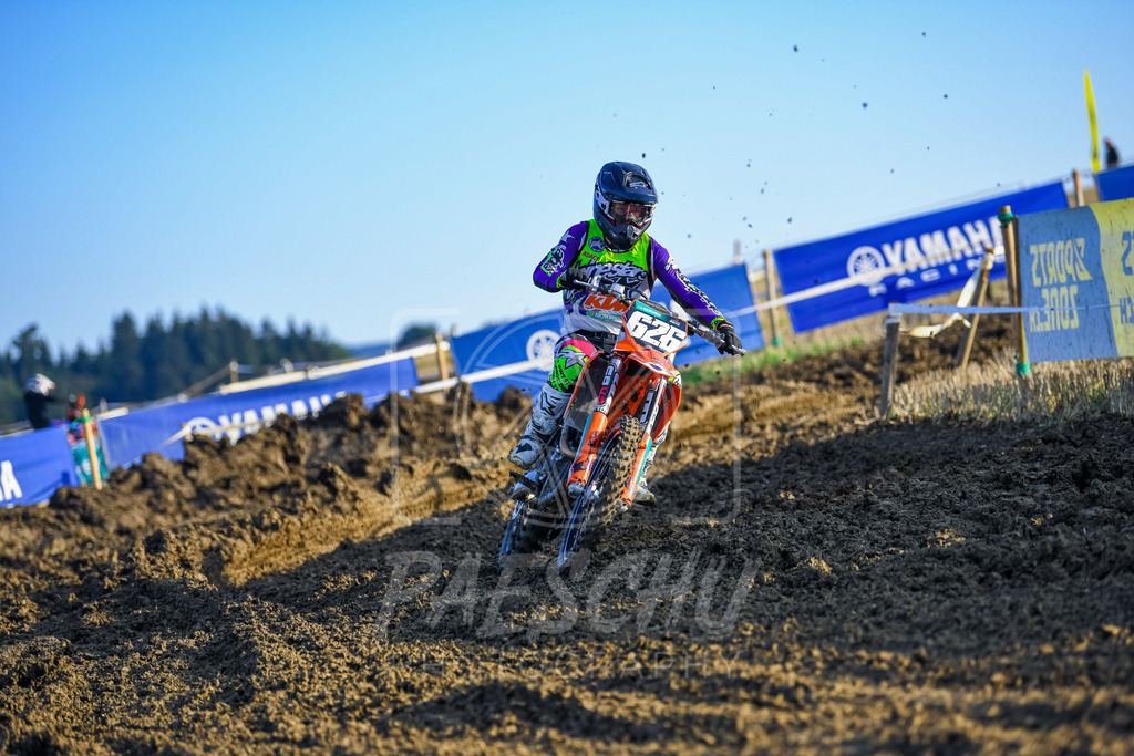 MX2 (5) | Paeschuphoto Shop - Wer nicht sucht der auch nicht findet.Ob Motocrossbilder oder von einem besuchtem Spiel, Hauptsache Action. - Realisiert mit Pictrs.com