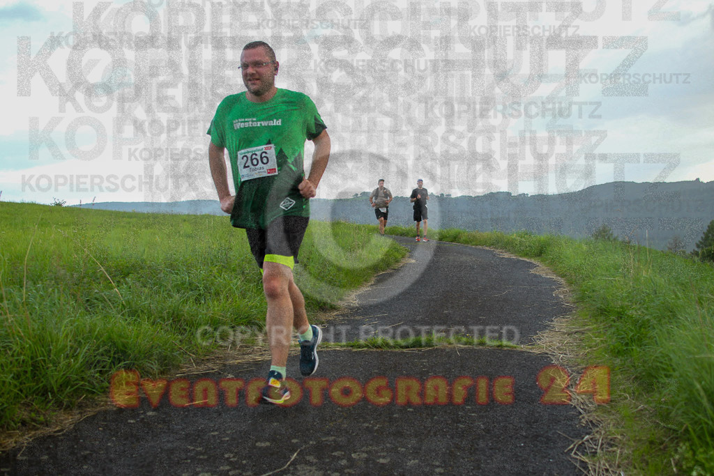 230804_1931_EV4_4685 | Sportfotografie im Rhein-Sieg Kreis, Köln, Bonn, NRW, Rheinland Pfalz, Hessen, etc. Unser Tätigkeitsfeld umfasst den Laufsport vom Volkslauf über den Marathon, Duathlon, Triathon bis zum Ultralauf wie Kölnpfad Ultra oder Schindertrail.