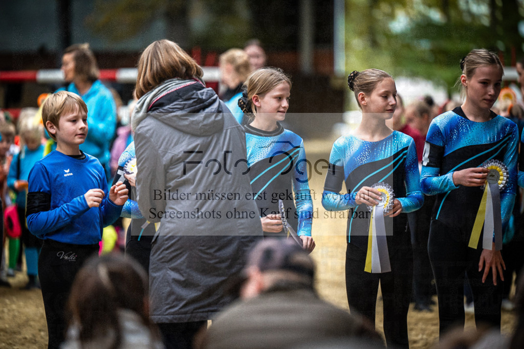 DOS_0366 | Entdecke hochwertige Reitturnierfotos von Foto Oger. Professionell, emotional und authentisch – jetzt Lieblingsmomente im Shop bestellen.Deutschlandweite Turnierfotografie. - Realisiert mit Pictrs.com