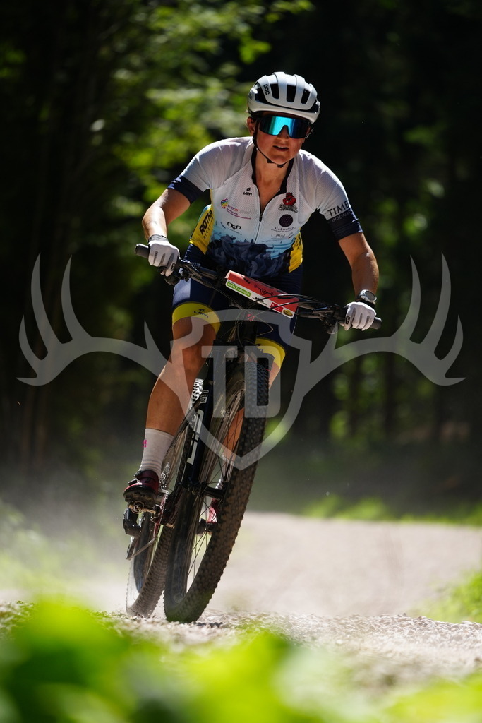 FC102368 | Fotogalerie der Treibjagd im Dunkelwald - Dein MTB Etappenrennen im Erzgebirge - Realisiert mit Pictrs.com