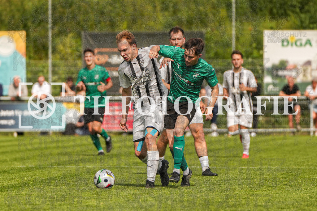 GER, FC Zell - FC Wittlingen, Fussball, Rothaus Bezirkpokal, Finale, Saison 2024/2025, 29.05.2025 | GER, FC Zell - FC Wittlingen, Fussball, Rothaus Bezirkpokal, Finale, Saison 2024/2025, 29.05.2025Foto: TH Fotografie/Alessio Bosco