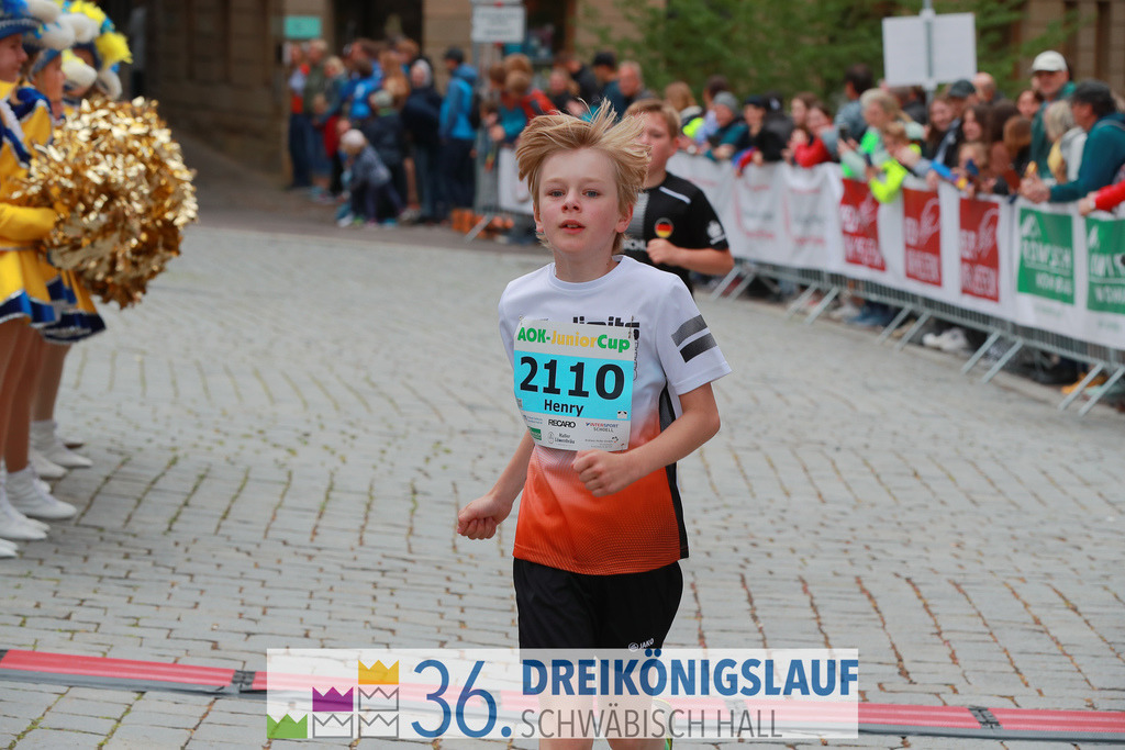 AOK Junior Cup 400m | 3Königslauf 2022 AOK Junior Cup 400m - Realisiert mit Pictrs.com