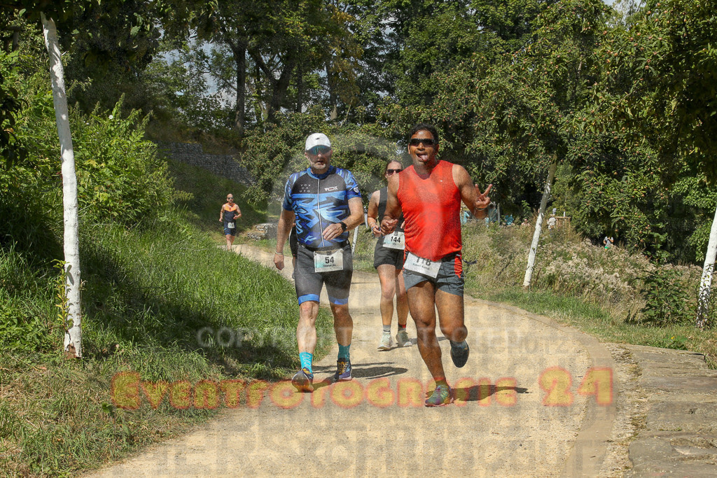 250824_1240_EX1_0174 | Sportfotografie im Rhein-Sieg Kreis, Köln, Bonn, NRW, Rheinland Pfalz, Hessen, etc. Unser Tätigkeitsfeld umfasst den Laufsport vom Volkslauf über den Marathon, Duathlon, Triathon bis zum Ultralauf wie Kölnpfad Ultra oder Schindertrail.