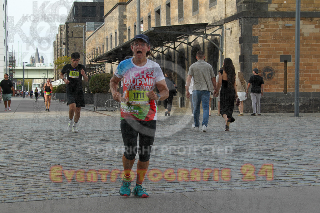 250920_1538_EV4_9338 | Sportfotografie im Rhein-Sieg Kreis, Köln, Bonn, NRW, Rheinland Pfalz, Hessen, etc. Unser Tätigkeitsfeld umfasst den Laufsport vom Volkslauf über den Marathon, Duathlon, Triathon bis zum Ultralauf wie Kölnpfad Ultra oder Schindertrail.