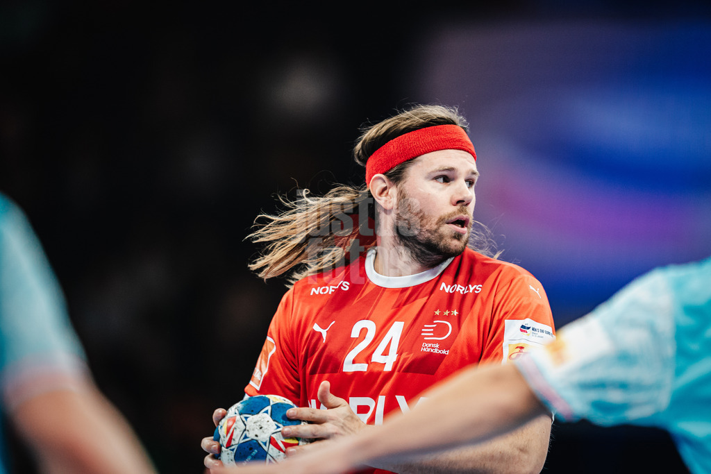 Handball | Herren | EHF EURO 2024 | European Championshop Men 2024 Final Tournament | Dänemark vs. Holland | 17.01.2024 | Mikkel Hansen (#24, Dänemark, DEN)