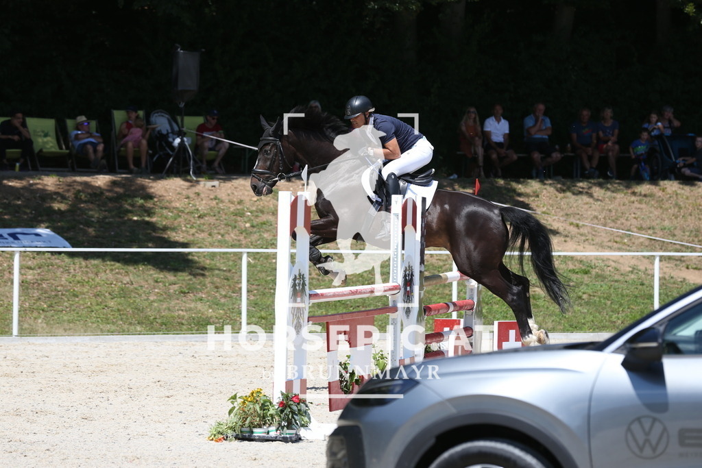 PP017536 | Willkommen bei Brunnmayr - Design & Fotografie – Ihrem Spezialisten für Reitturniere und Pferdeveranstaltungen in Oberösterreich, Salzburg und Bayern! Seit über 17 Jahren sind wir leidenschaftlich dabei.