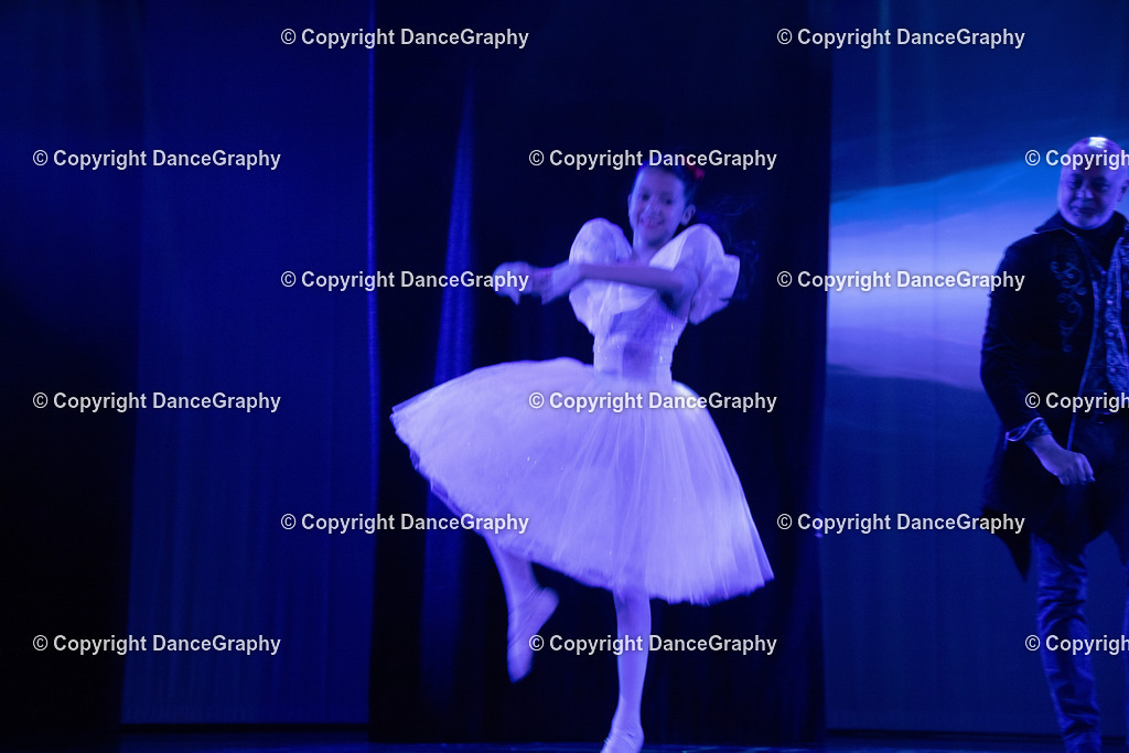 GPHY2561 | DanceGraphy - Realisiert mit Pictrs.com