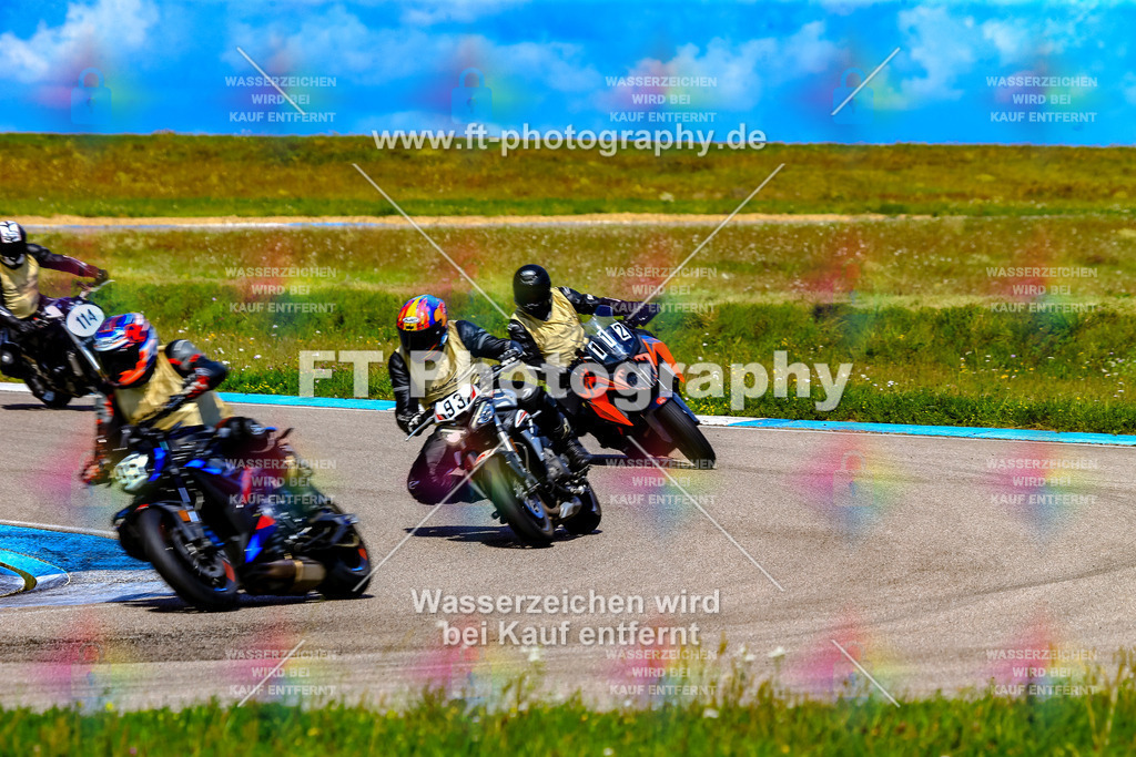 093-6079 | Hier findet Ihr Bilder von Touristenfahrten auf der Nürburgring Nordschleife oder von anderen Veranstaltungen die ich besucht habe. Viel Spass beim Durch Schauen 