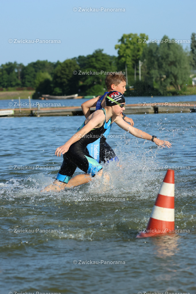 Tag 1 Wasser Klein--160 | Urban. Natur. Panorama. Luftbild. 
Der Bildershop für aufregende Perspektiven!
Für Deko, Wandbild und Kalender!
Wir bringen LED-Bilder zum Leuchten!
