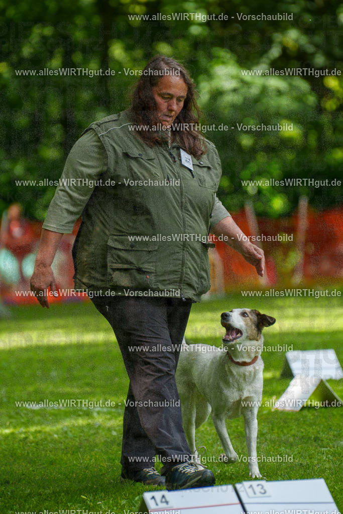 @allesWIRTHgut_Tierfotografie - www.allesWIRTHgut.de - 7R504361 | Professionelle Tierfotografie in Mönchengladbach von Daniel Wirth (allesWIRTHgut). Liebevolle & natürliche Bilder von Hunden & Katzen für unvergessliche Erinnerungen.
