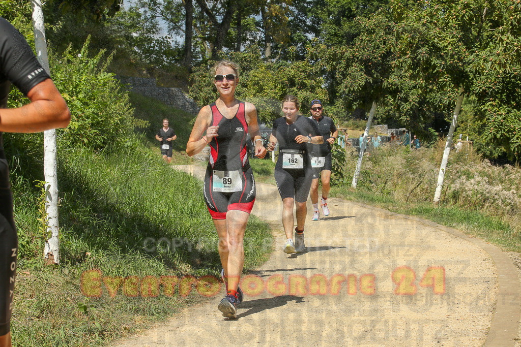 250824_1234_EX1_9819 | Sportfotografie im Rhein-Sieg Kreis, Köln, Bonn, NRW, Rheinland Pfalz, Hessen, etc. Unser Tätigkeitsfeld umfasst den Laufsport vom Volkslauf über den Marathon, Duathlon, Triathon bis zum Ultralauf wie Kölnpfad Ultra oder Schindertrail.