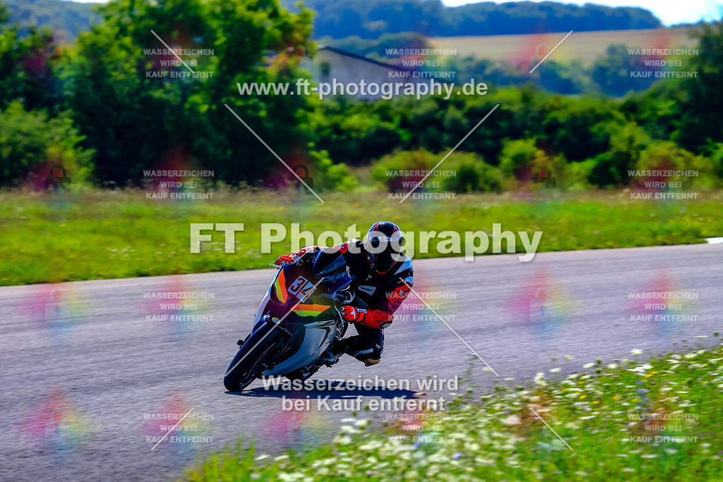 034-5607 | Hier findet Ihr Bilder von Touristenfahrten auf der Nürburgring Nordschleife oder von anderen Veranstaltungen die ich besucht habe. Viel Spass beim Durch Schauen 