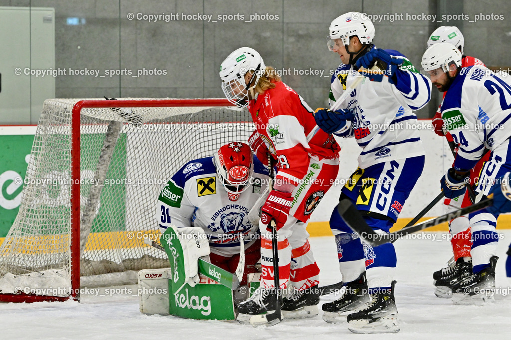 ESV Ferlach vs. UECR Eisbären Huben | #31 Sicher Michael UECR EISBÄREN HUBEN, #88 Steiner Thomas ESV Ferlach, #91 Gasser Sandro UECR EISBÄREN HUBEN, #24 Veider Kevin UECR EISBÄREN HUBEN, ESV Ferlach vs. UECR Eisbären Huben, ESV Ferlach vs. UECR Eisbären Huben am 31.10.2025 in Ferlach (HTC Eishalle Ferlach), Austria, (Photo by Bernd Stefan)
