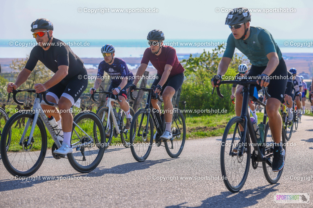 TRA_0156 | Neusiedlersee Radmarathon 2026@sportshot_your_pictrs #yourpictures#roadtowm2029 #nrm #neusiedlerseeradmarathon #neusiedlersee #neusiedlerseetourismus #burgenland #mörbisch #nrm26 #burgenlandtourismus #voglundco #poweredbyburgenlandtourismus #radsport #rad #marathon #ucigranfondo #visitburgenland #ucigranfondoworldseries