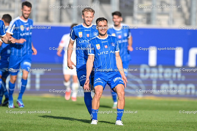 AUT, Admiral Bundesliga, FC Blau Weiss Linz vs WSG Tirol | 04.05.2024, Hofmann Personal Stadion Linz, AUT, Admiral Bundesliga, FC Blau Weiss Linz vs WSG Tirol, im Bild Jubel Spieler FC Blau Weiss Linz (Blau Weiss Linz), Kristijan Dobras (Blau Weiss Linz)


// Admiral Bundesliga Match between FC Blau Weiss Linz vs WSG Tirol, Austria on 2024/05/04

