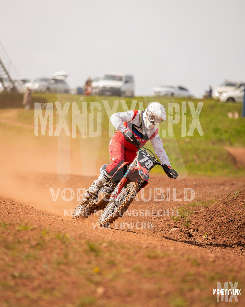 866A4208 | mxndyyvipix