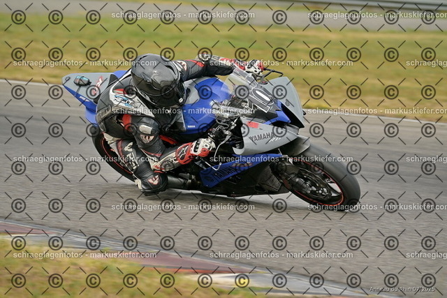 25bt05-0067 | markuskiefer.com - Realisiert mit Pictrs.com