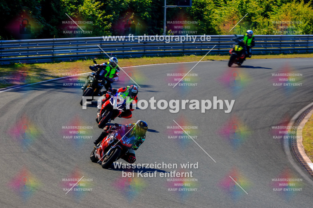 _TCM5740 | Hier findet Ihr Bilder von Touristenfahrten auf der Nürburgring Nordschleife oder von anderen Veranstaltungen die ich besucht habe. Viel Spass beim Durch Schauen 