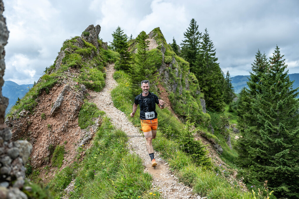 35. Gebirgsmarathon | 35. Gebirgsmarathon 2024 am 03.08.2024 in Immenstadt. Einer der anspruchsvollsten​und ältesten Bergläufe​Deutschlands im Naturpark Nagelfluhkette!(Foto: Dominik Berchtold/www.dberchtold.com)Instagram: @d_berchtold_foto 