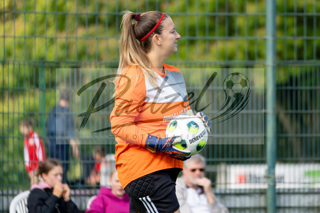 20260906_RULSVK_0267 | Fußball, Frauen:   beim Spiel der Kreisliga zwischen SG Rulle/Haste vs. SV Kettenkamp am 06.09.2026 im Stavermann-Sportpark in Rulle/Wallenhorst, Deutschland.(Foto von Nico Paetzel) - Realisiert mit Pictrs.com