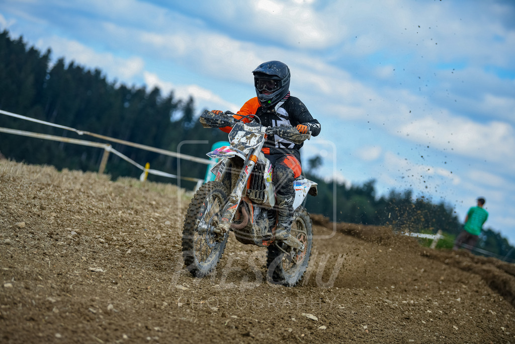 Lady (141) | Paeschuphoto Shop - Wer nicht sucht der auch nicht findet.Ob Motocrossbilder oder von einem besuchtem Spiel, Hauptsache Action. - Realisiert mit Pictrs.com
