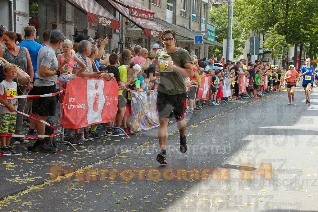 220625_1526_EX1_3285 | Sportfotografie im Rhein-Sieg Kreis, Köln, Bonn, NRW, Rheinland Pfalz, Hessen, etc. Unser Tätigkeitsfeld umfasst den Laufsport vom Volkslauf über den Marathon, Duathlon, Triathon bis zum Ultralauf wie Kölnpfad Ultra oder Schindertrail.