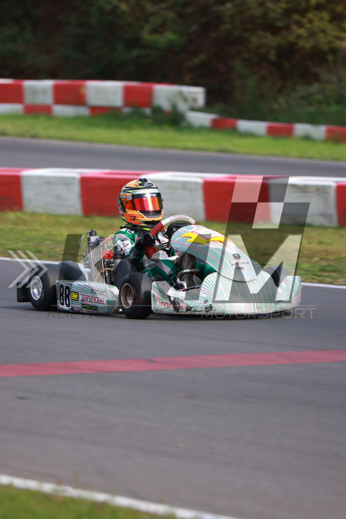 0DKP0784 | Kliewer Motion & Motorsport - Realisiert mit Pictrs.com