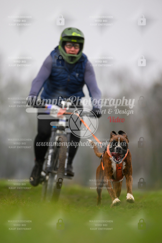 MompixPhotography_CDF2023_FFST_Di_Bike1-102 | PayLife