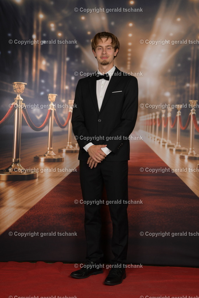 MT1_4976 | Wählen Sie hier bitte Ihr bestes Foto aus, mit diesem Bild wird Ihr Set produziert. Sollten Sie kein Bild wählen oder mehrere suchen wir das Beste aus!