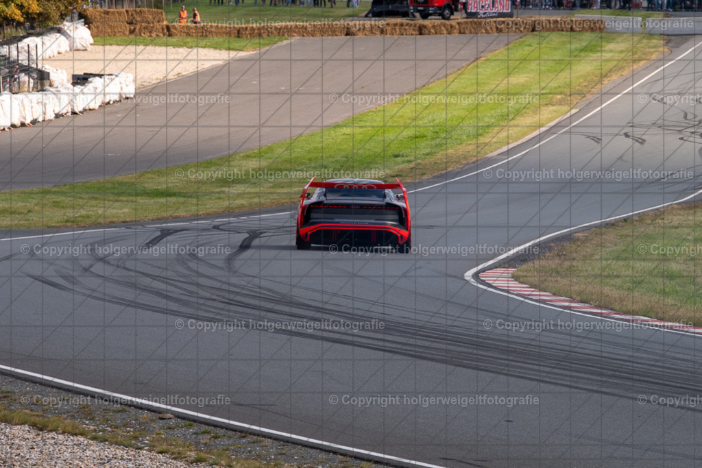 20250906160427D75_6520 | Bitte beachten!!!
Alle Fotos dieser Galerie sind nur grundbearbeitet. Im Falle eines Verkaufs, werde ich die Fotots noch mit dem nötigen Feinschliff versehen. - Realisiert mit Pictrs.com