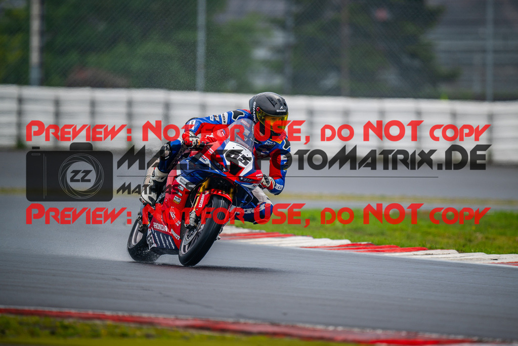 MaZZes_FotoMatrix_240830_6007705_2966 | STK1000