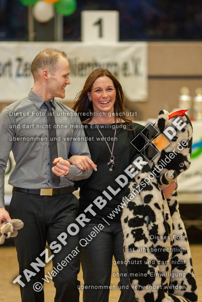 20090321-00741 | Nienburg Regionalliga Nord Lateinformationen