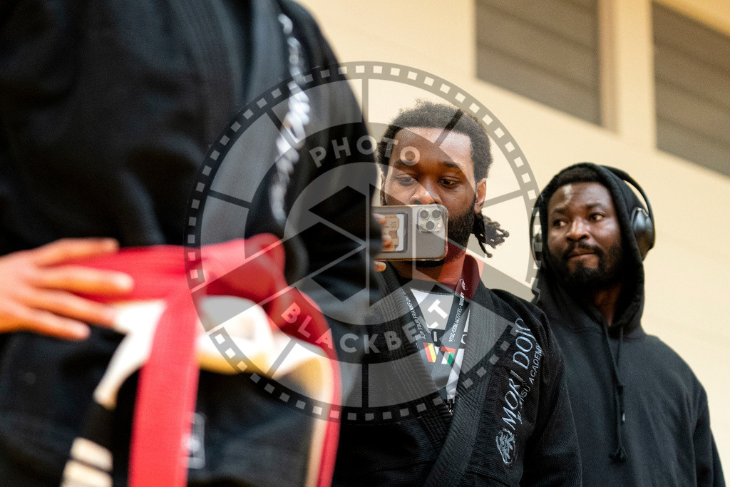 20231118PBB11470 | Fighters compete during the AJP Tour 600 Frankfurt Championship in Frankfurt/Main, Germany, on November 18, 2023.