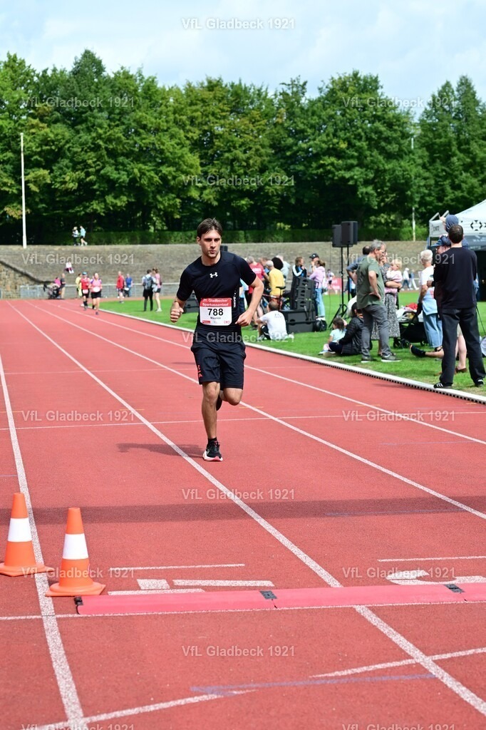 2026-08-23_Sparkassenlauf_HM_RM_002695 | Die Fotografen - Realisiert mit Pictrs.com