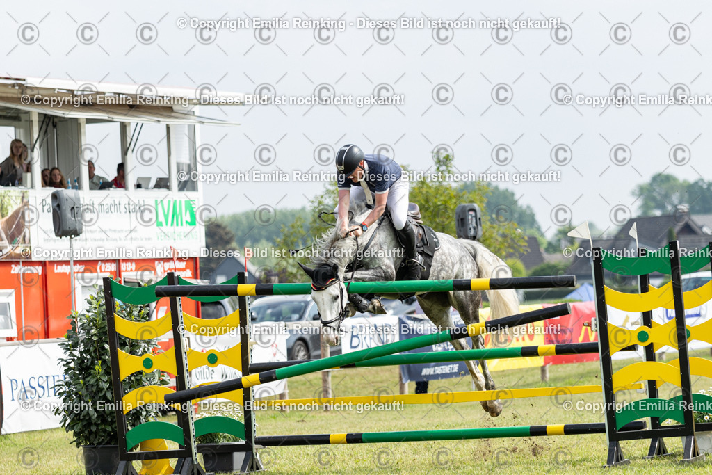 CL5A2700 | Emilia Reinking Fotografie - Realisiert mit Pictrs.com