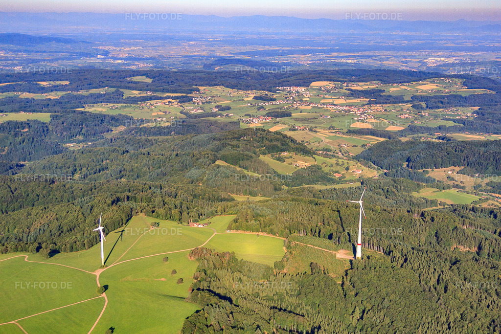 Luftbild: Windkraftanlagen des Windpark Freiamt im Ortsteil Brettental in Freiamt im Bundesland Baden-Württemberg in Deutschland. Foto: IMG_59419.jpg vom 16.08.2013 durch Werner Riehm/FLY-FOTO.de