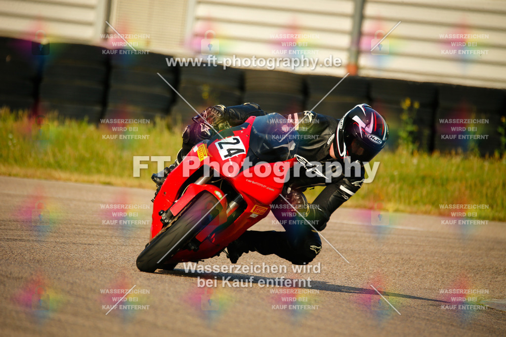 _MOT5437 | Hier findet Ihr Bilder von Touristenfahrten auf der Nürburgring Nordschleife oder von anderen Veranstaltungen die ich besucht habe. Viel Spass beim Durch Schauen 