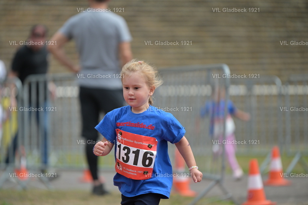 2026-08-23_Sparkassenlauf_Bambibi_KH_000049 | Die Fotografen - Realisiert mit Pictrs.com