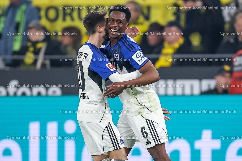 BVB21032601043 | 21.03.2026, Fußball, Borussia Dortmund - Hamburger SV, 1. Fußball Bundesliga, 27. Spieltag, Signal Iduna Park, Saison 2025 2026: Torjubel nach dem Tor zum 2:0 durch Torschütze Albert Sambi Lokonga&nbsp; (HSV #06)  zusammen mit Fabio Vieira&nbsp; (HSV #20)   DFB regulations prohibit any use of photographs as image sequences and or quasi-video.