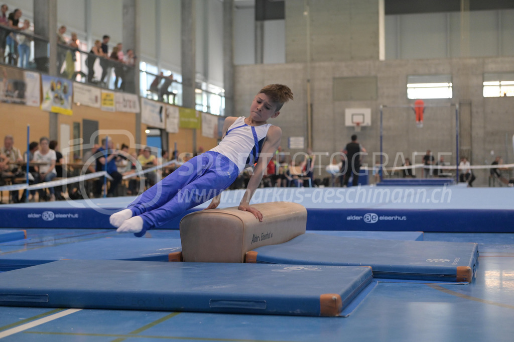 104. Zürcher Kunstturnertage Neftenbach - 14. May 2022 | 104. Zürcher Kunstturnertage Neftenbach
Turnhalle Ebni, Neftenbach
Programm 3/4 (P3/P4)
Bild: Sportfotografie Markus Aeschimann | www.markus-aeschimann.ch - Realisiert mit Pictrs.com