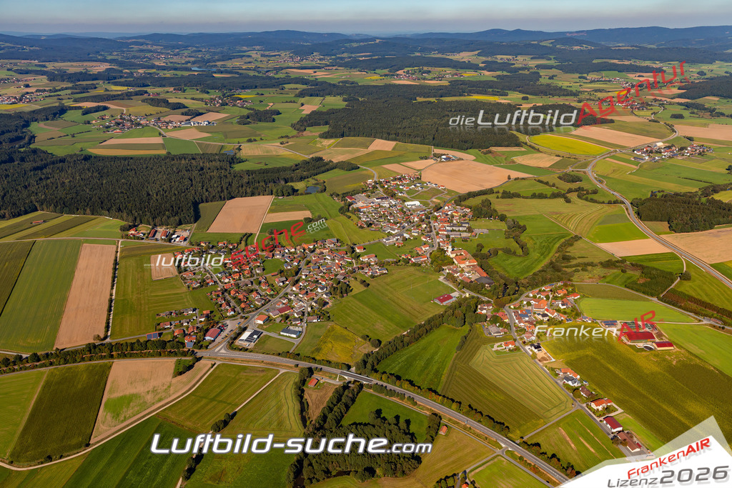 Aktuelles Luftbild von  Schönthal Kauf mit Lizenz / Bildrechten möglich- Die Luftaufnahme wurde 2021 mittels UL-Flugzeug erstellt ( keine Drohne ) - hochauflösende Kamera-Systeme von  Canon -Beste Qualität - Für grossformatige Ausdrucke geeignet. Die Geschenkidee !