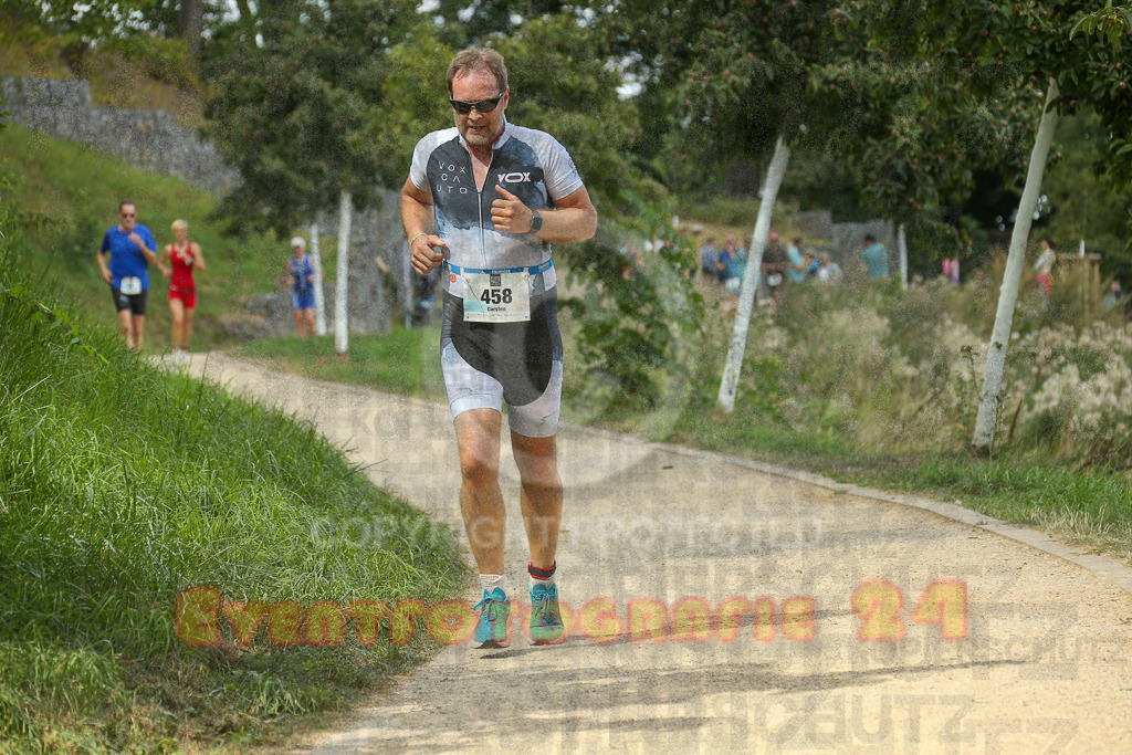 250824_1357_EX1_4390 | Sportfotografie im Rhein-Sieg Kreis, Köln, Bonn, NRW, Rheinland Pfalz, Hessen, etc. Unser Tätigkeitsfeld umfasst den Laufsport vom Volkslauf über den Marathon, Duathlon, Triathon bis zum Ultralauf wie Kölnpfad Ultra oder Schindertrail.