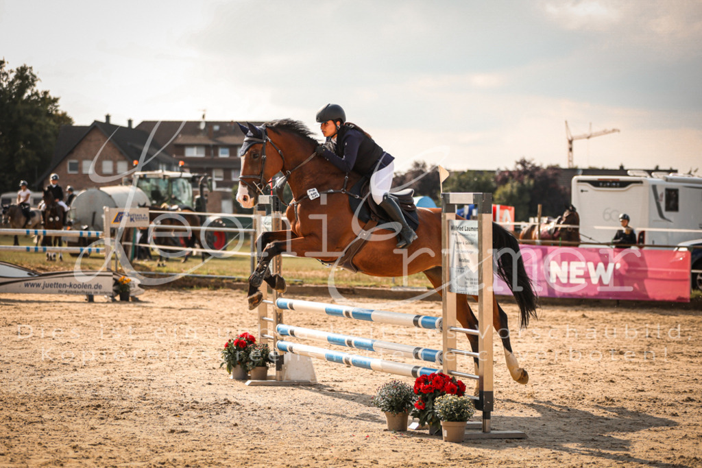 01.FrSpE00175 | Leoni Ertmer Photography - Realisiert mit Pictrs.com